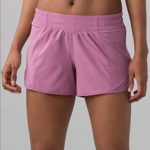 hotty hot lululemon shorts